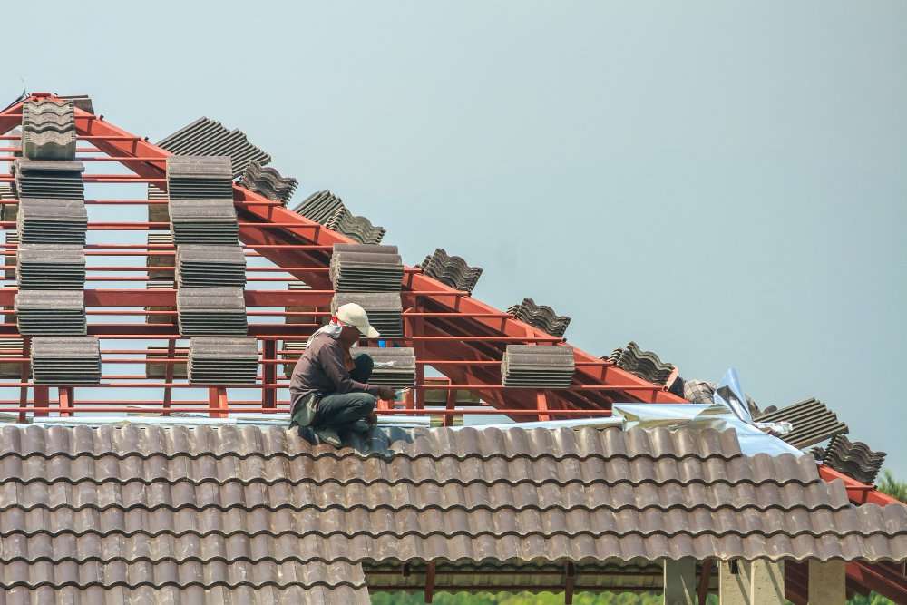 Roofing Services for Multi-Housing Structures in Miami
