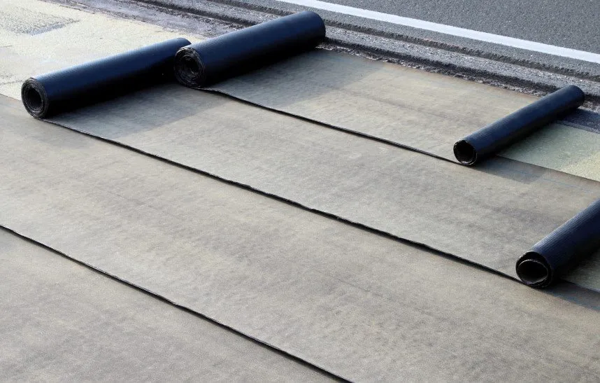 Built Up Roof vs Modified Bitumen:<br />
